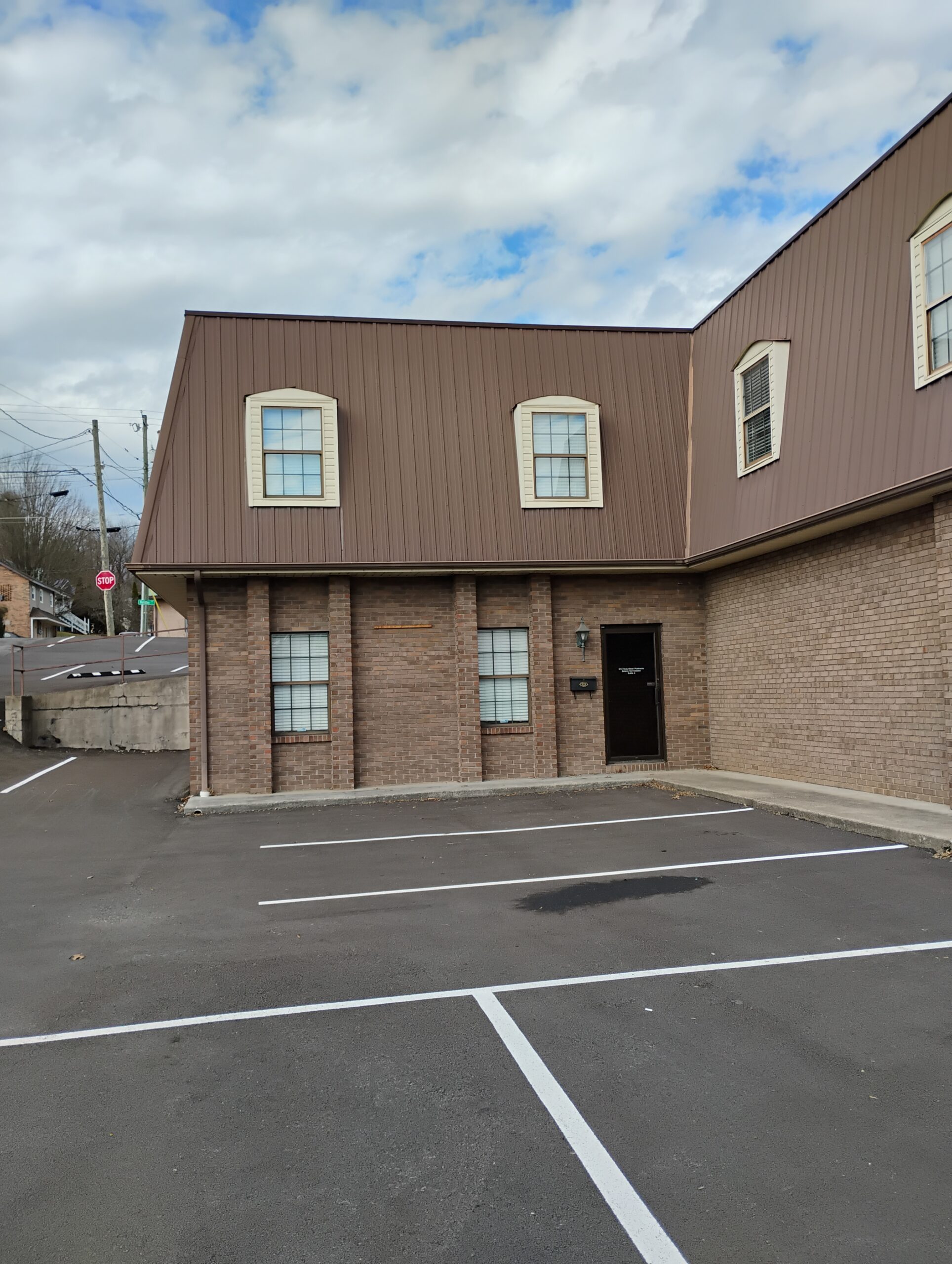 512 volunteer parkway
